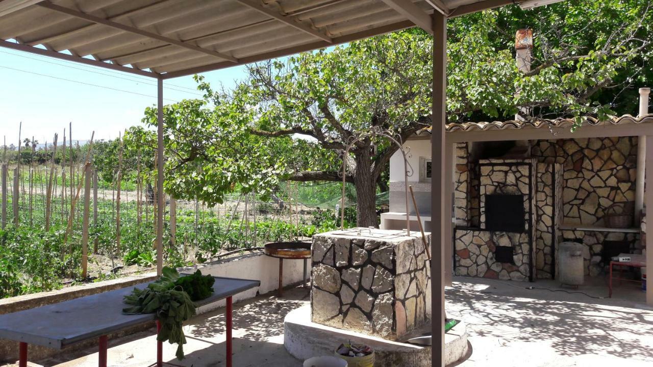 Casa Vacanze Reginotte Balestrate ภายนอก รูปภาพ